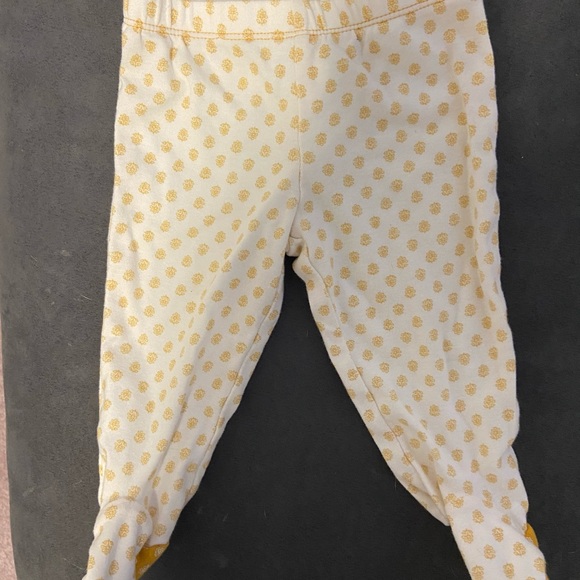 Carter’s Matching Set - Picture 2 of 5